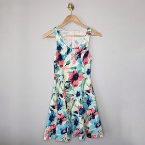 Everly Floral Skater Mini Dress SZ Small